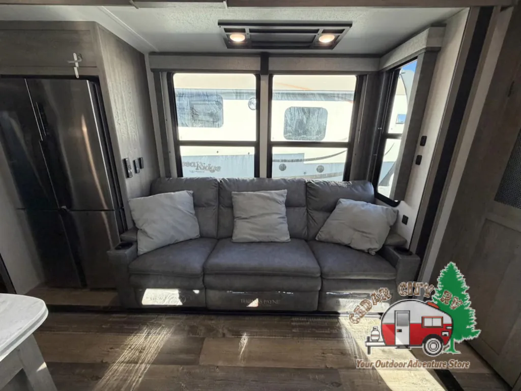 2021 Keystone Raptor 351, Photos photo 25