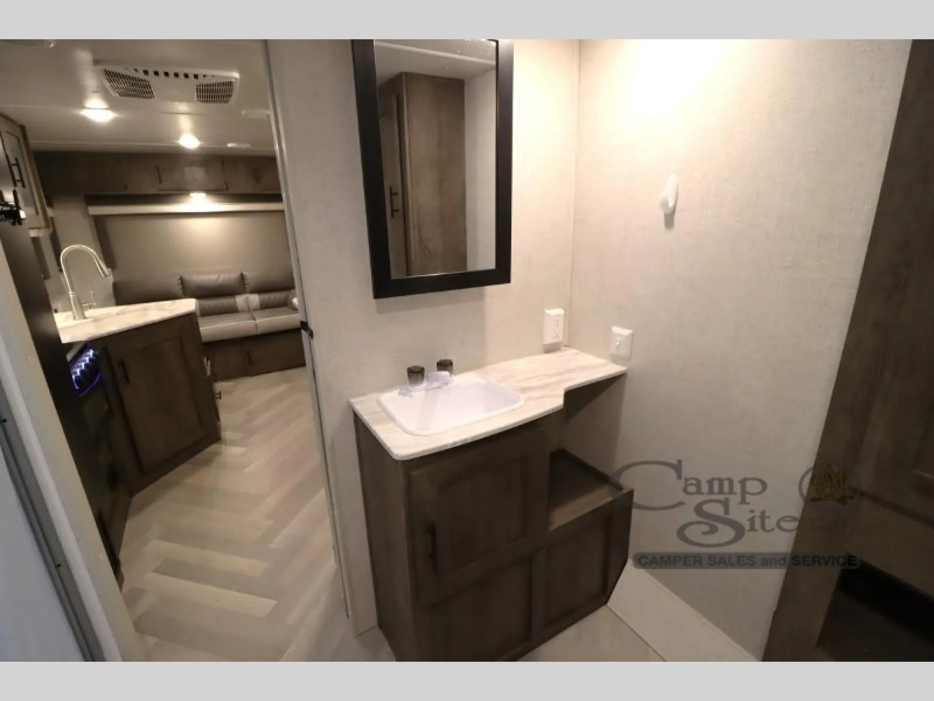 2021 Forest River Wildwood X-Lite 24RLXL - Photo 4