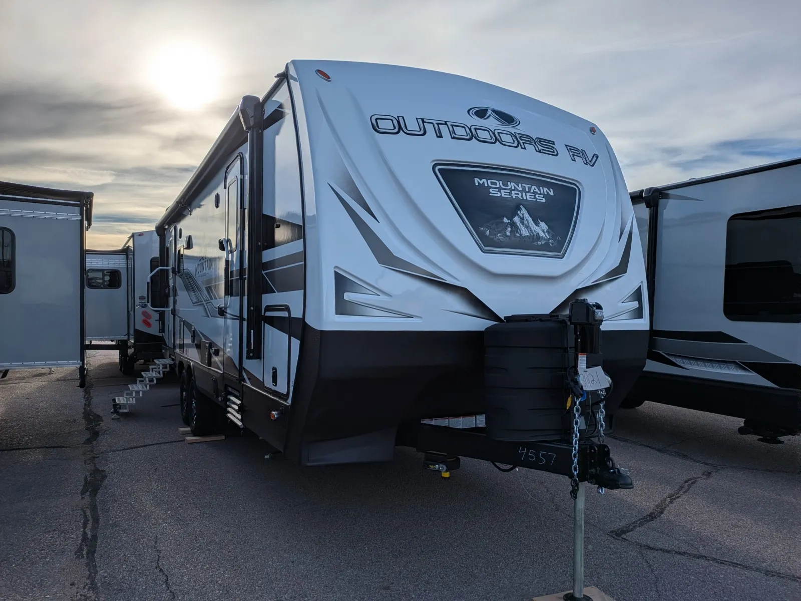 2026 Outdoors Rv TIMBER RIDGE 25RLS - Photo 2