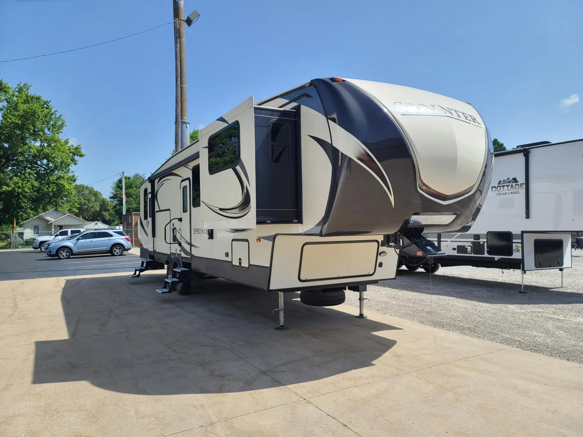 2017 Sprinter 359FWMPR - Photo 2