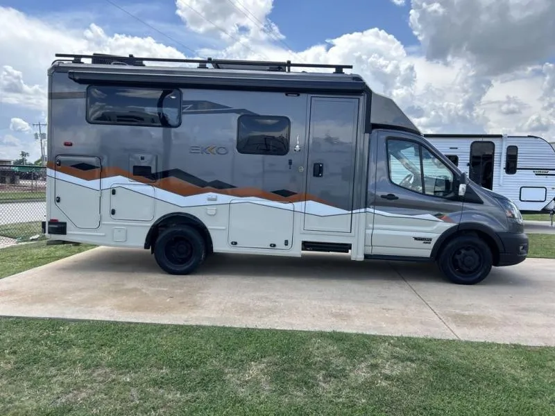 2027 Winnebago EKKO 22A - Photo 4
