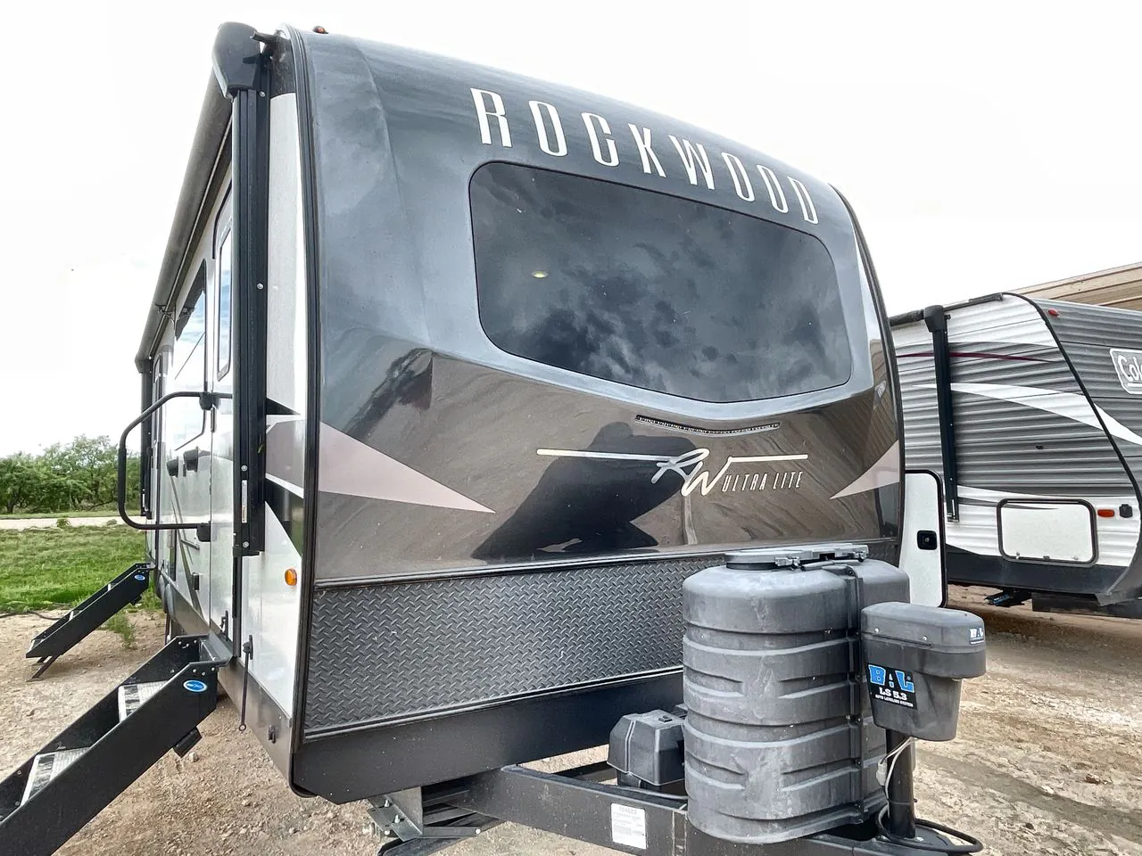 2025 Forest River Rockwood Ultra Lite 2619FK - Photo 2