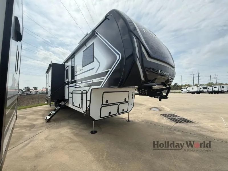 2026 Keystone Fuzion 442 - Main photo