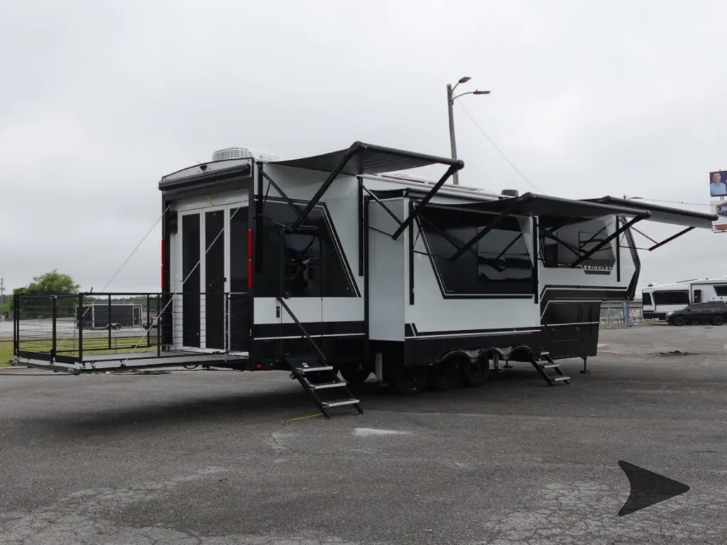 2025 Brinkley Model G 3250, Photos photo 15