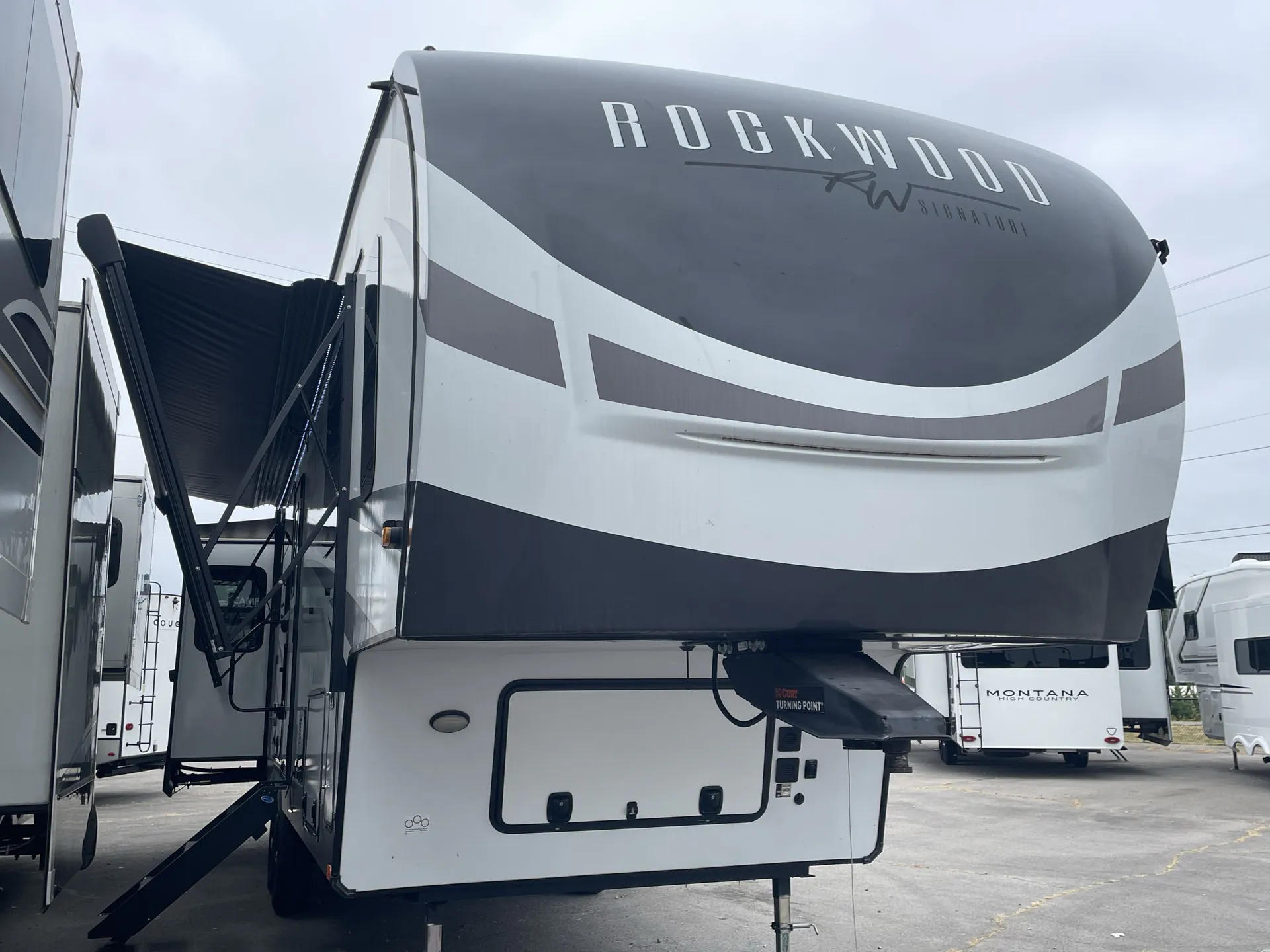 2023 Forest River Rockwood Signature 2898BS - Photo 2