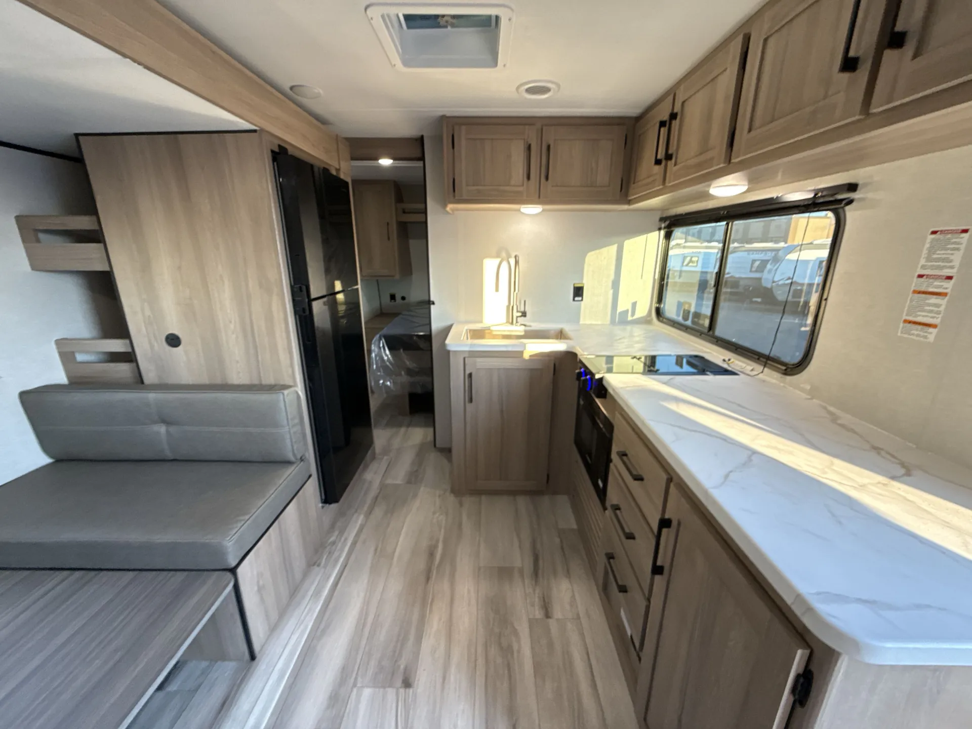 2026 Keystone Coleman Light 22BX - Photo 3