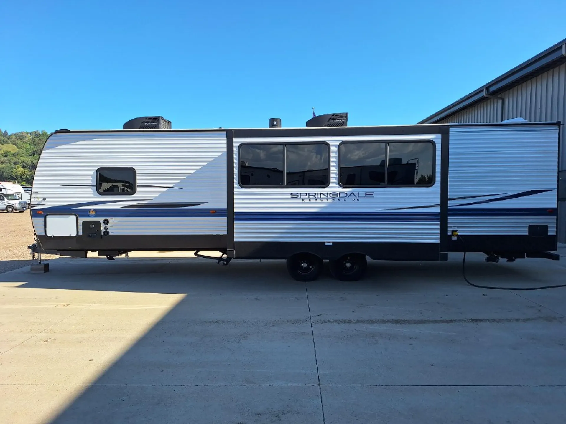 2024 Keystone Springdale 310DB - Photo 4