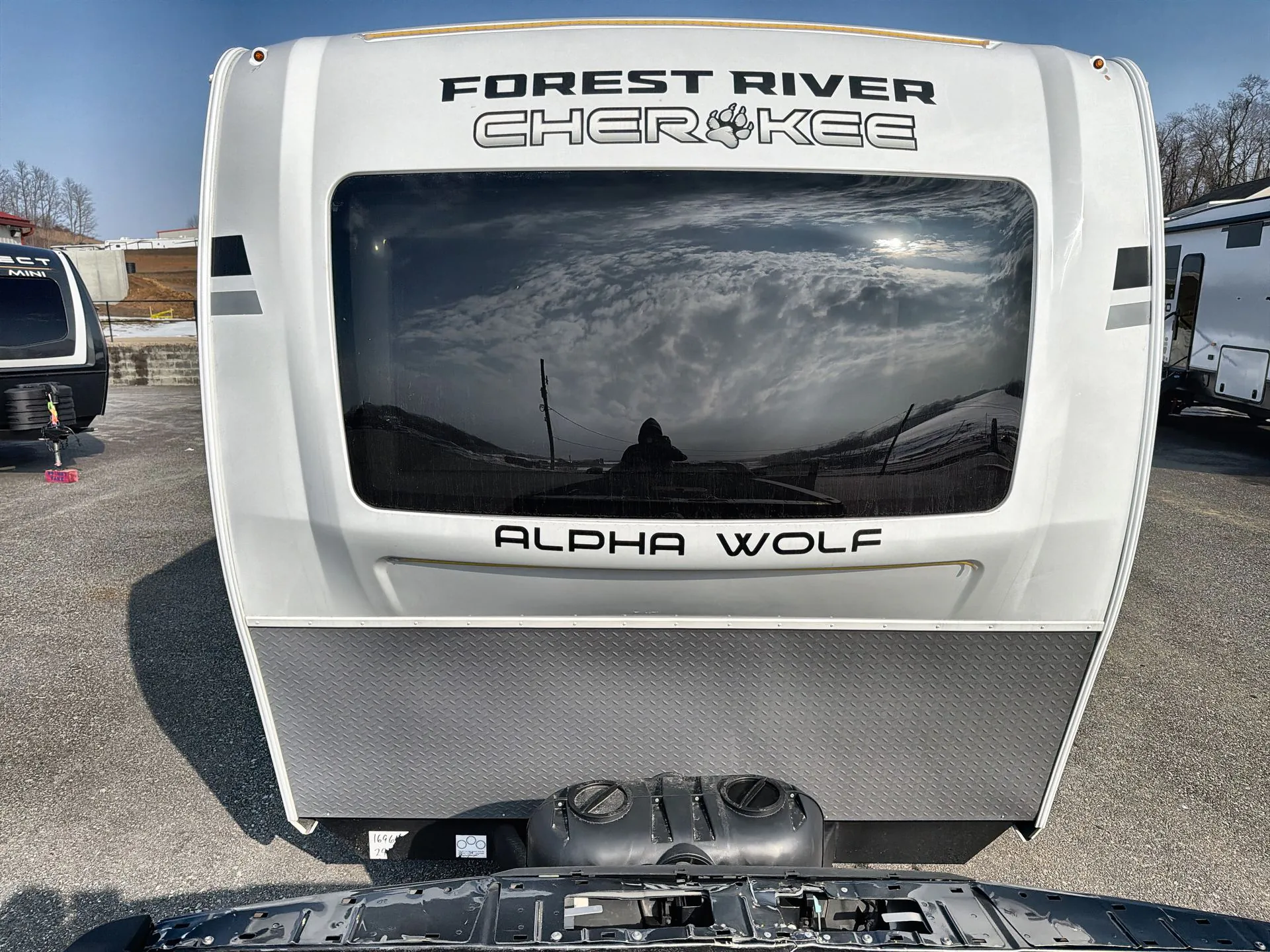 2026 Forest River Cherokee Alpha Wolf 29DCB - Photo 4