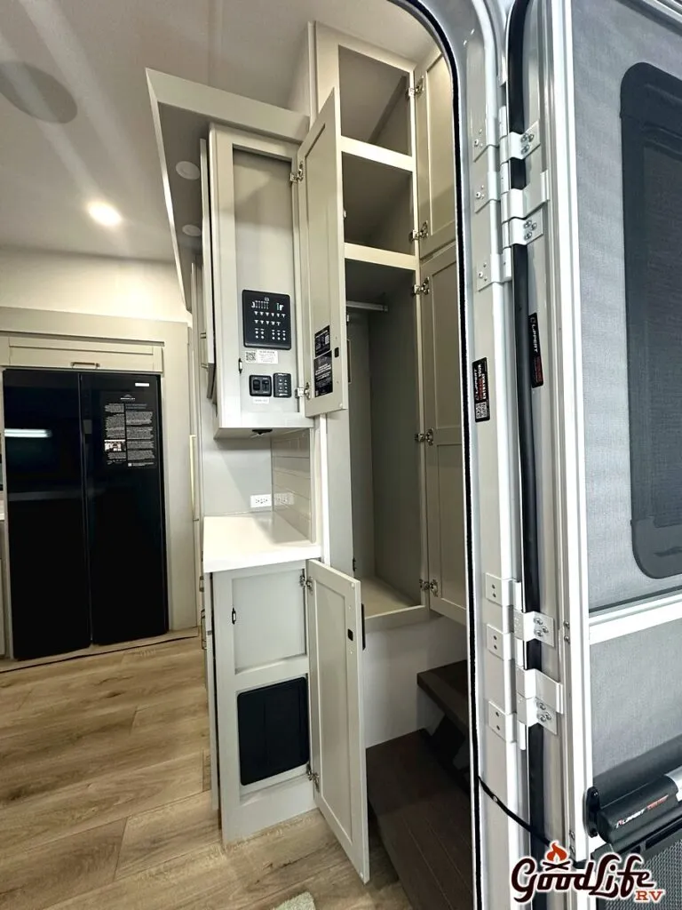 2026 Brinkley Model Z 3600, Photos photo 49