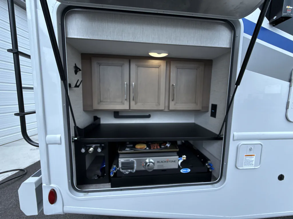 2026 Thor Motor Coach Freedom Traveler A29, Photos photo 22