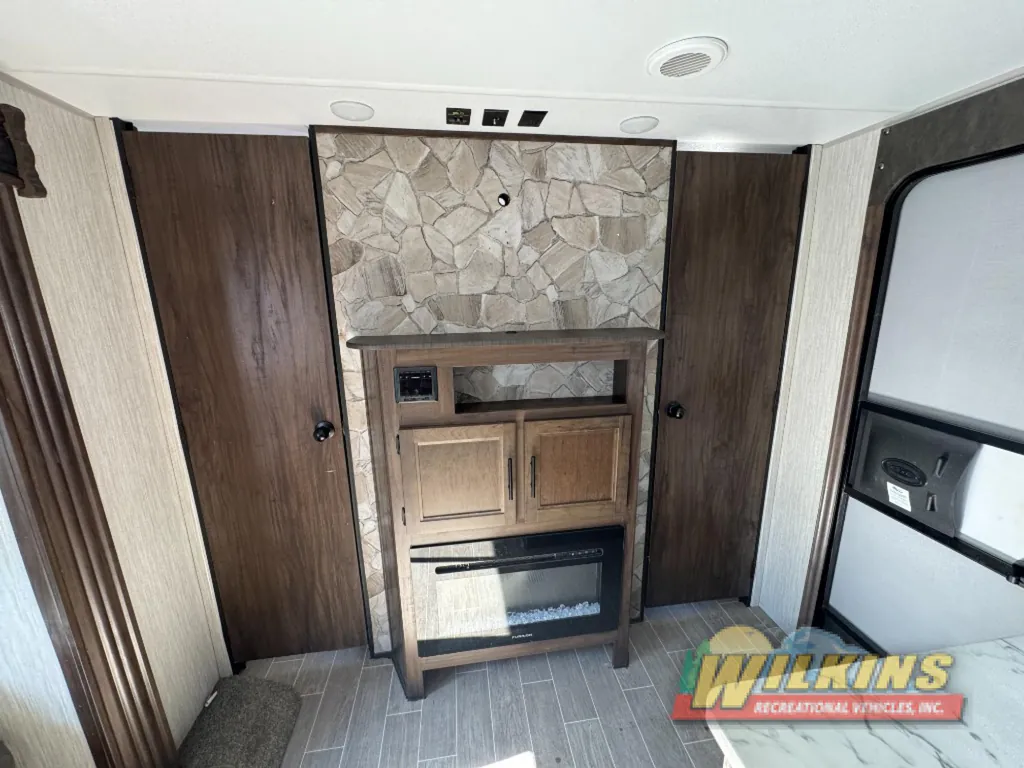 2021 Forest River Cherokee 294BH, Photos photo 20