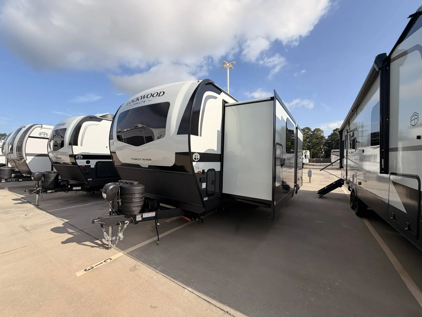 2027 Forest River Rockwood Mini Lite 2523MBR - Photo 2