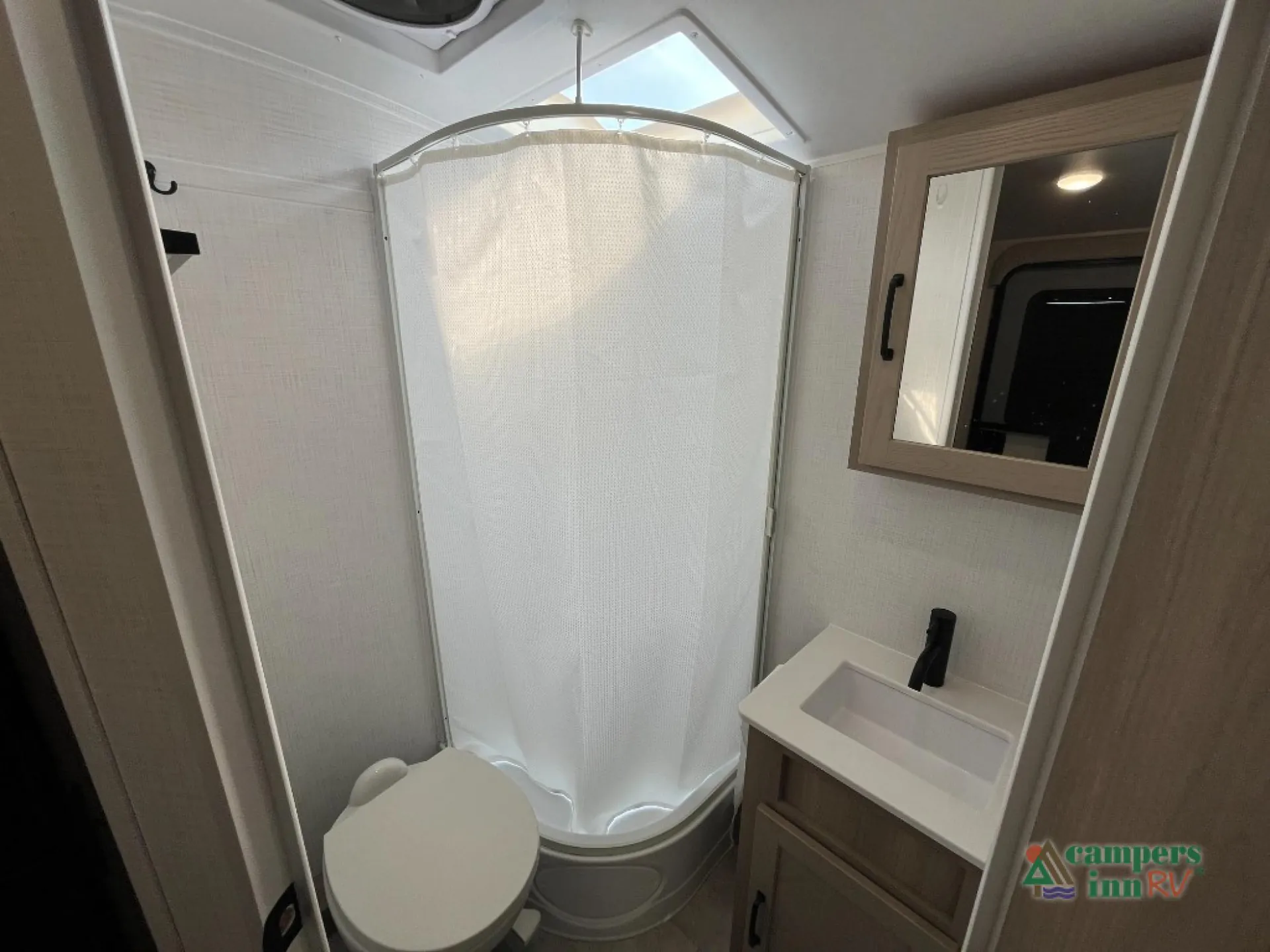 2025 Forest River Rockwood Geo Pro 19FBS — Photo 6