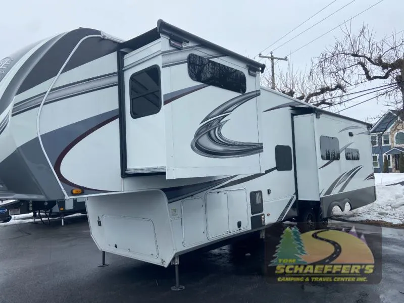2022 Grand Design Solitude 345GK - Photo 4