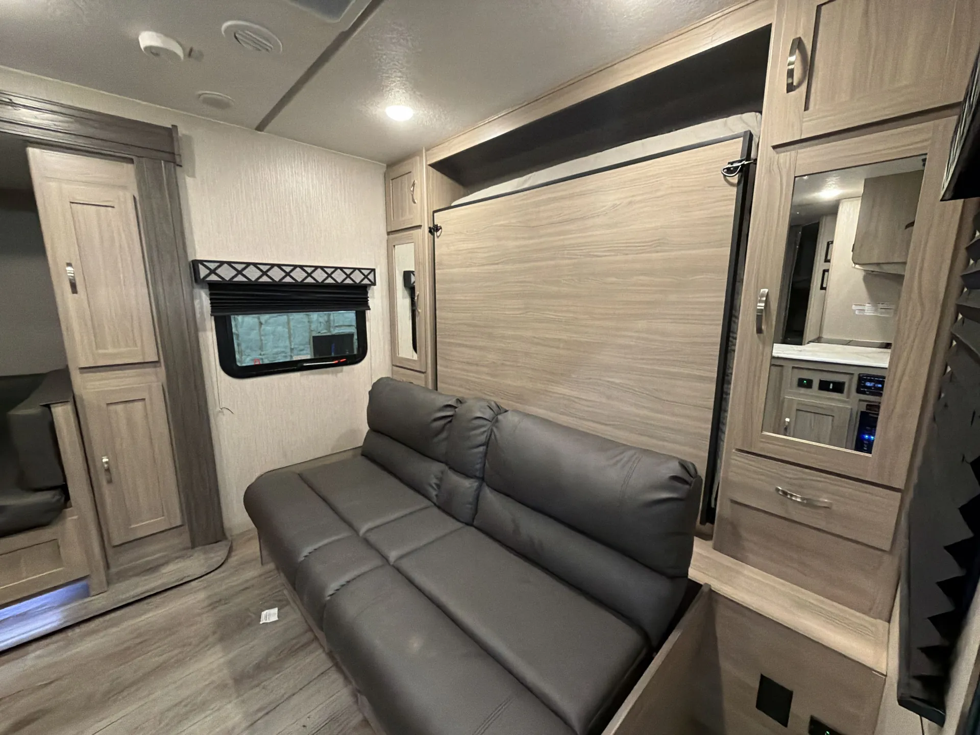 2021 Coachmen Freedom Express LTZ 238BHS - Photo 2