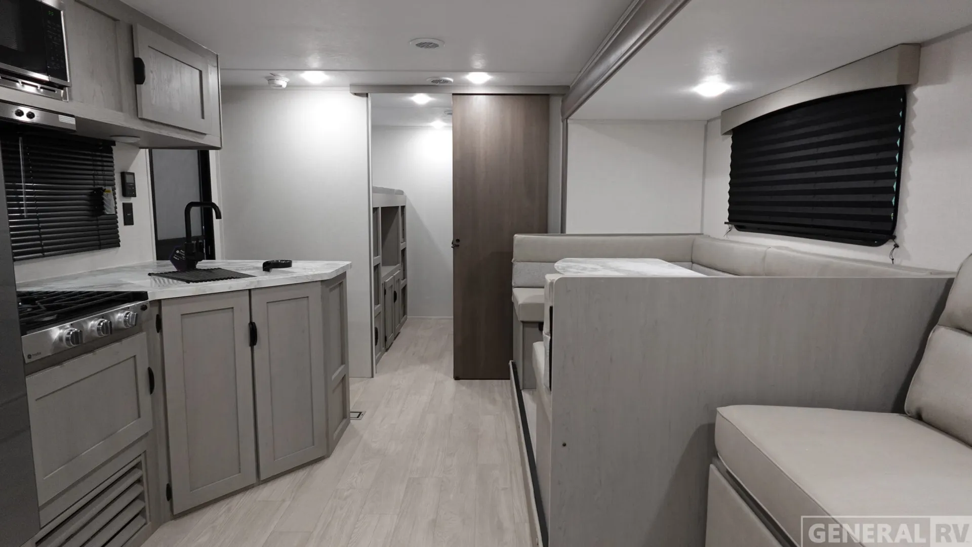 2026 Coachmen Clipper 6K Series 292TB - Photo 3