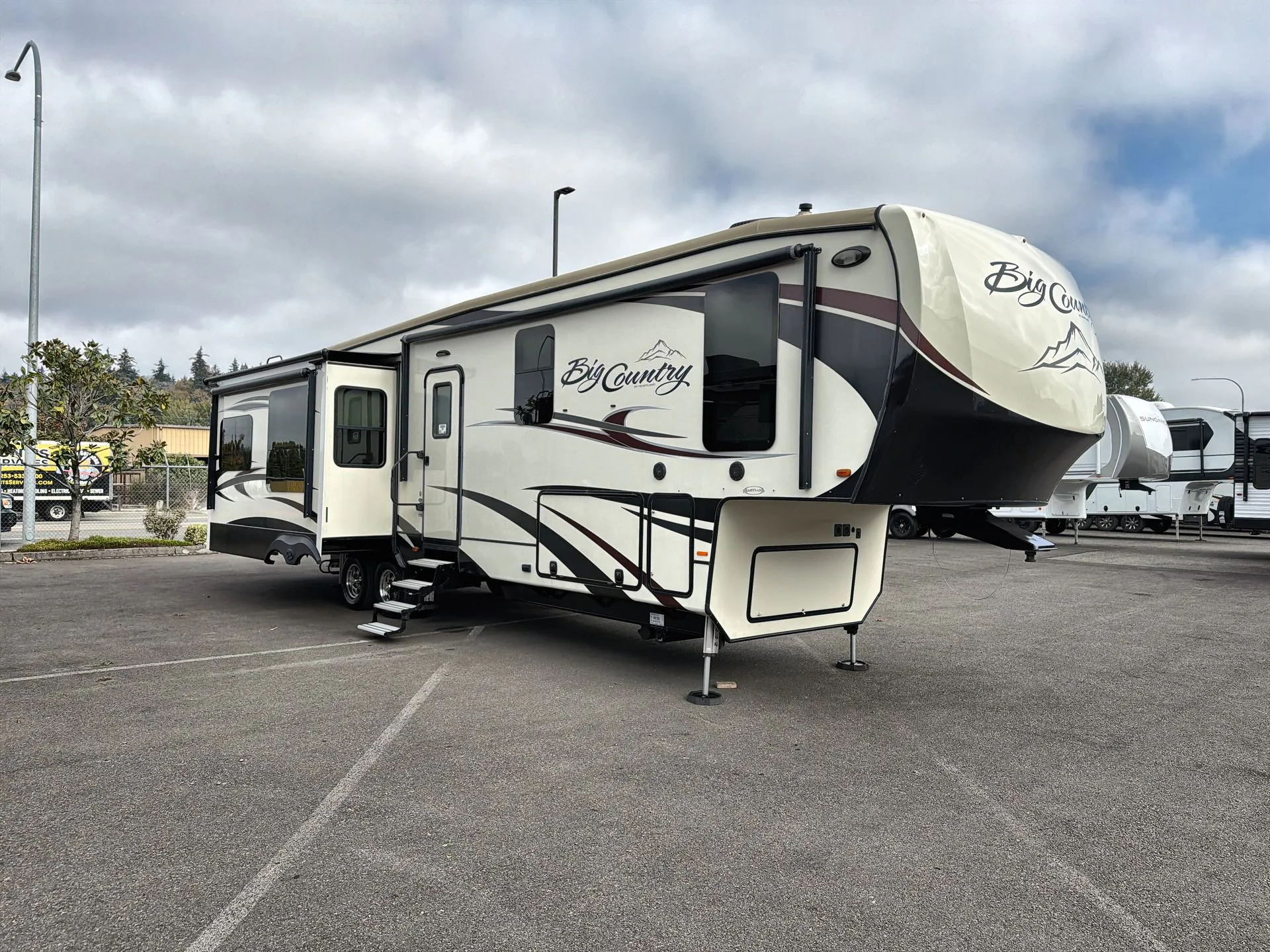 2017 Heartland Big Country 3650RL