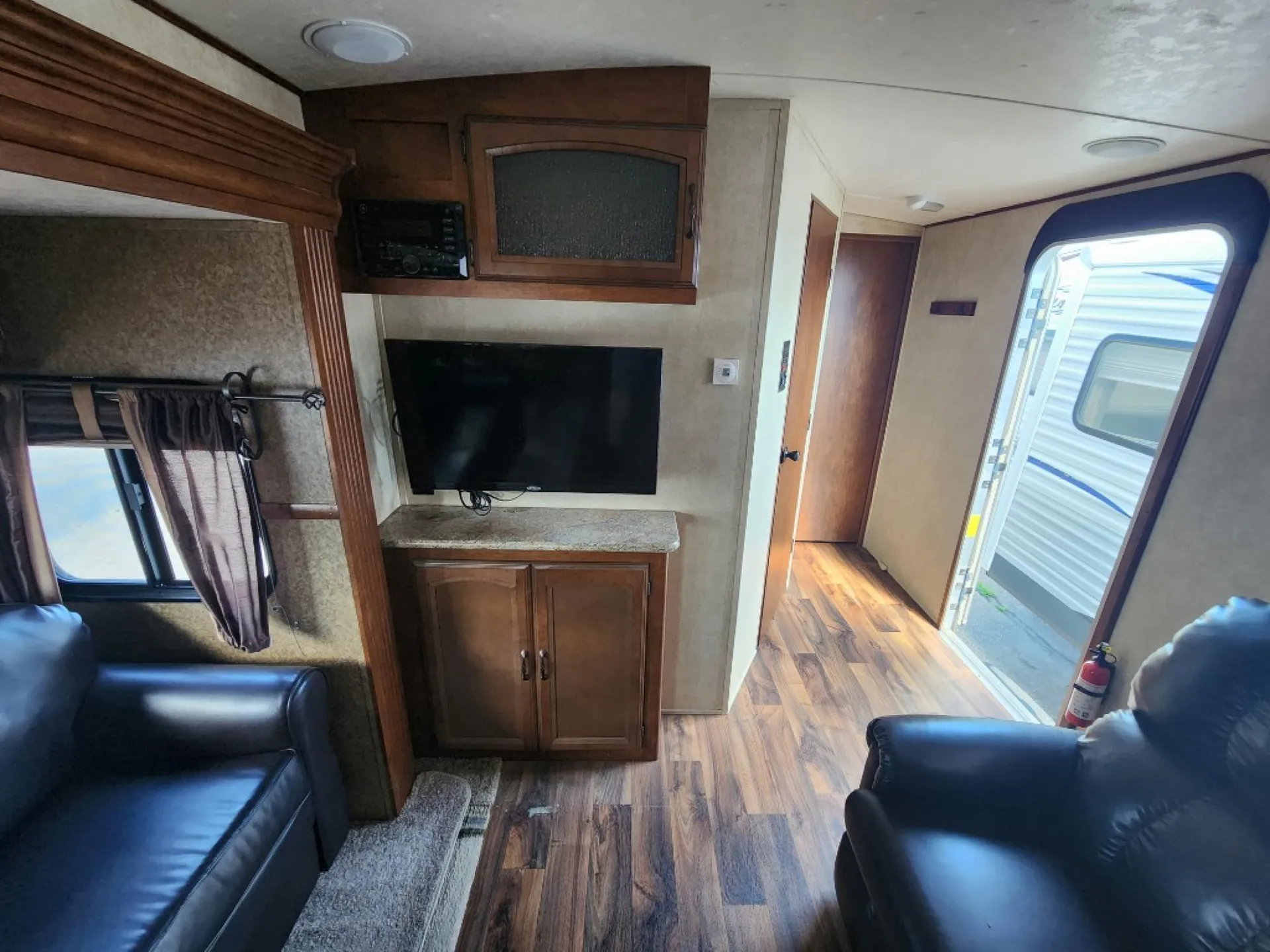 2015 Forest River Salem Hemisphere Lite 282RK - Photo 3