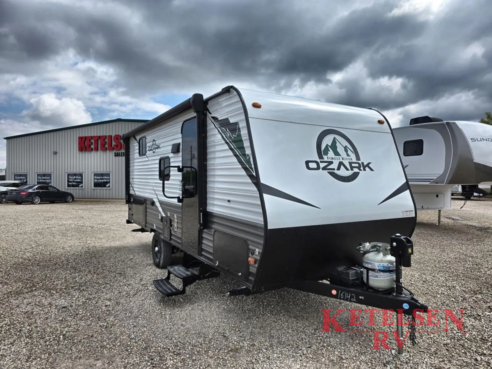 2024 Forest River Ozark 1680BSK - Photo 2