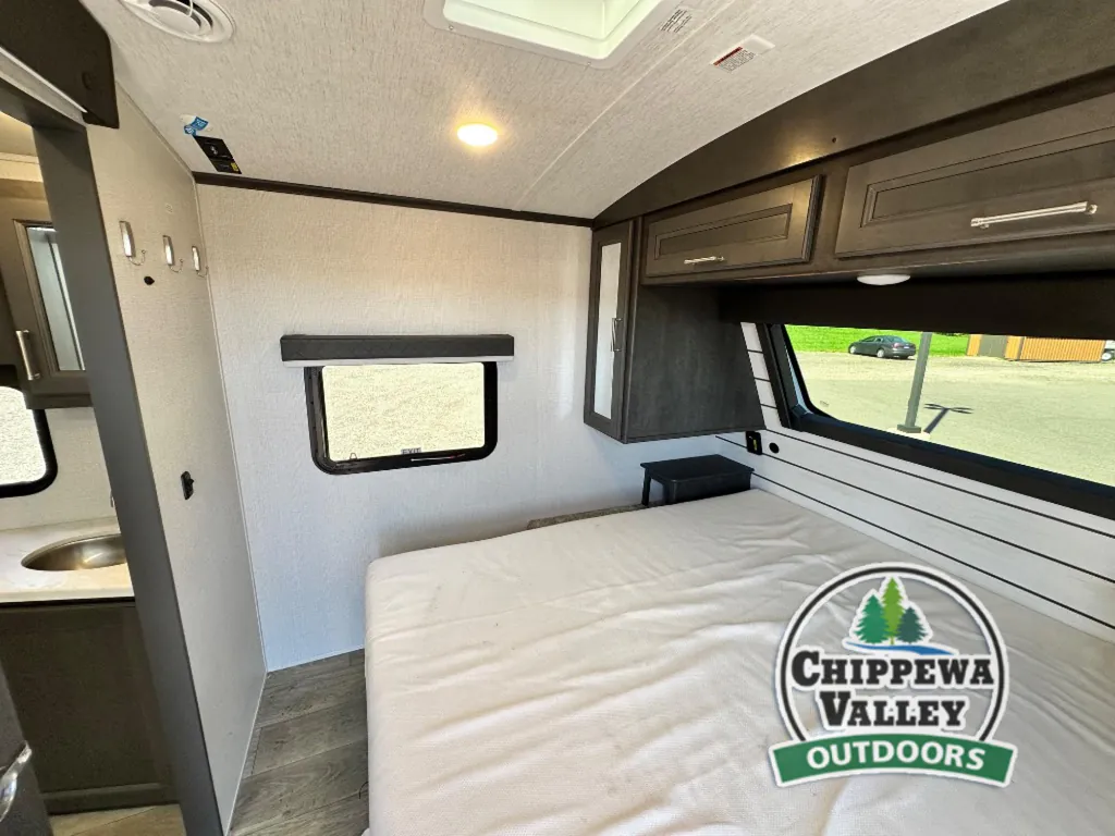 2024 Keystone RV Cougar Half-Ton 30BHS, Photos photo 37