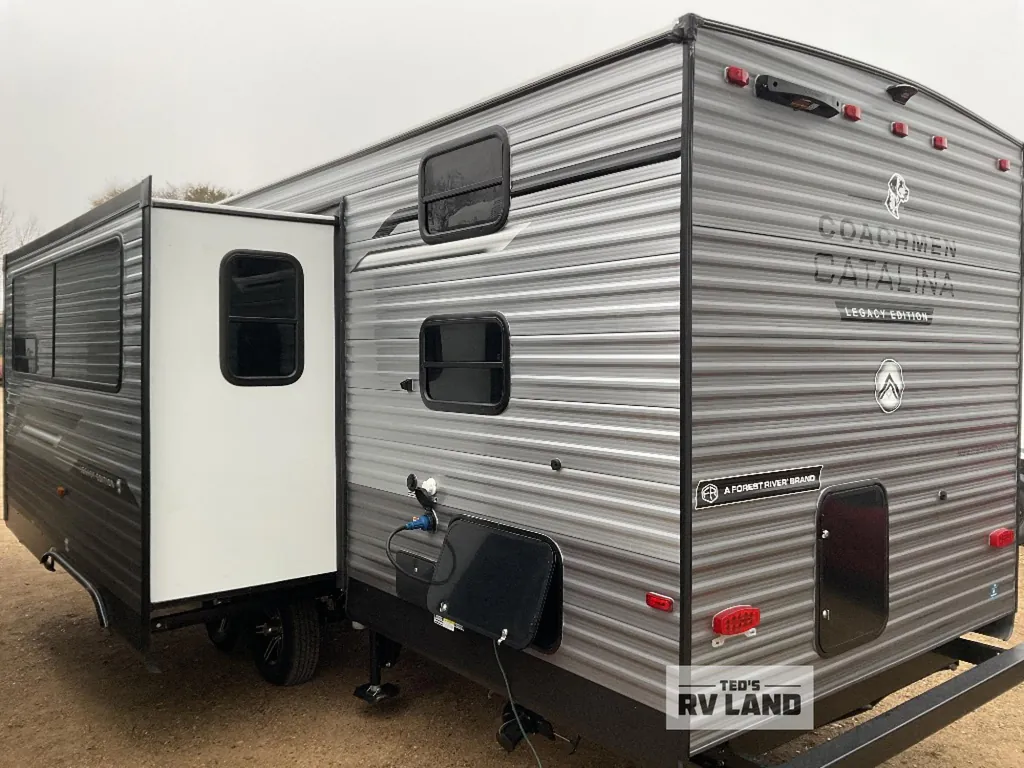 2026 Coachmen Catalina Legacy Edition 273DBHCK, Photos photo 5