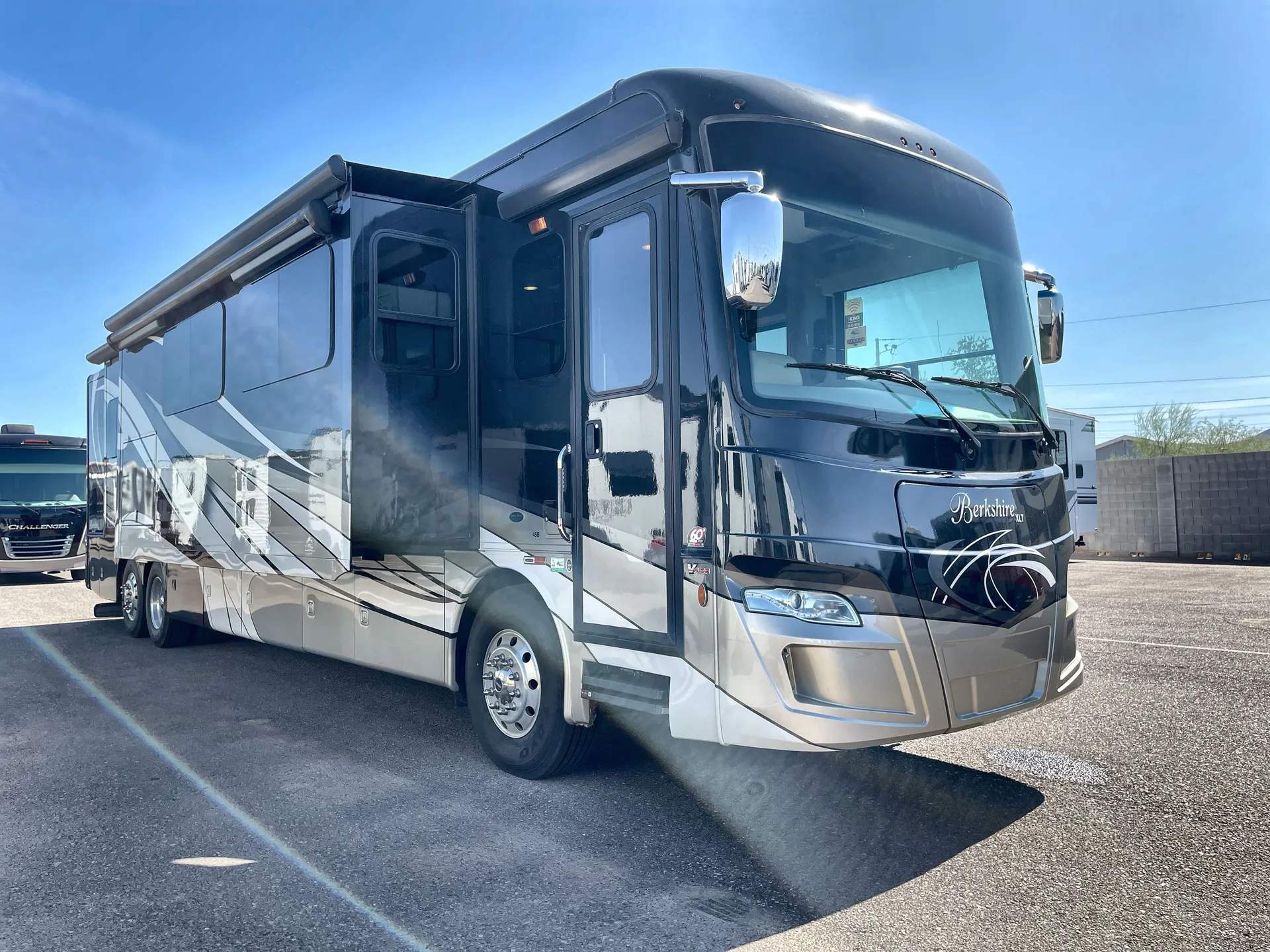 2020 Forest River Berkshire XLT 45B - Photo 2