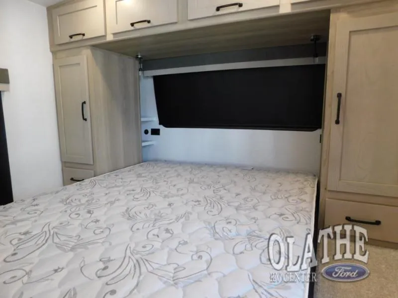 2025 Forest River Rockwood Mini Lite 2520BH - Photo 4