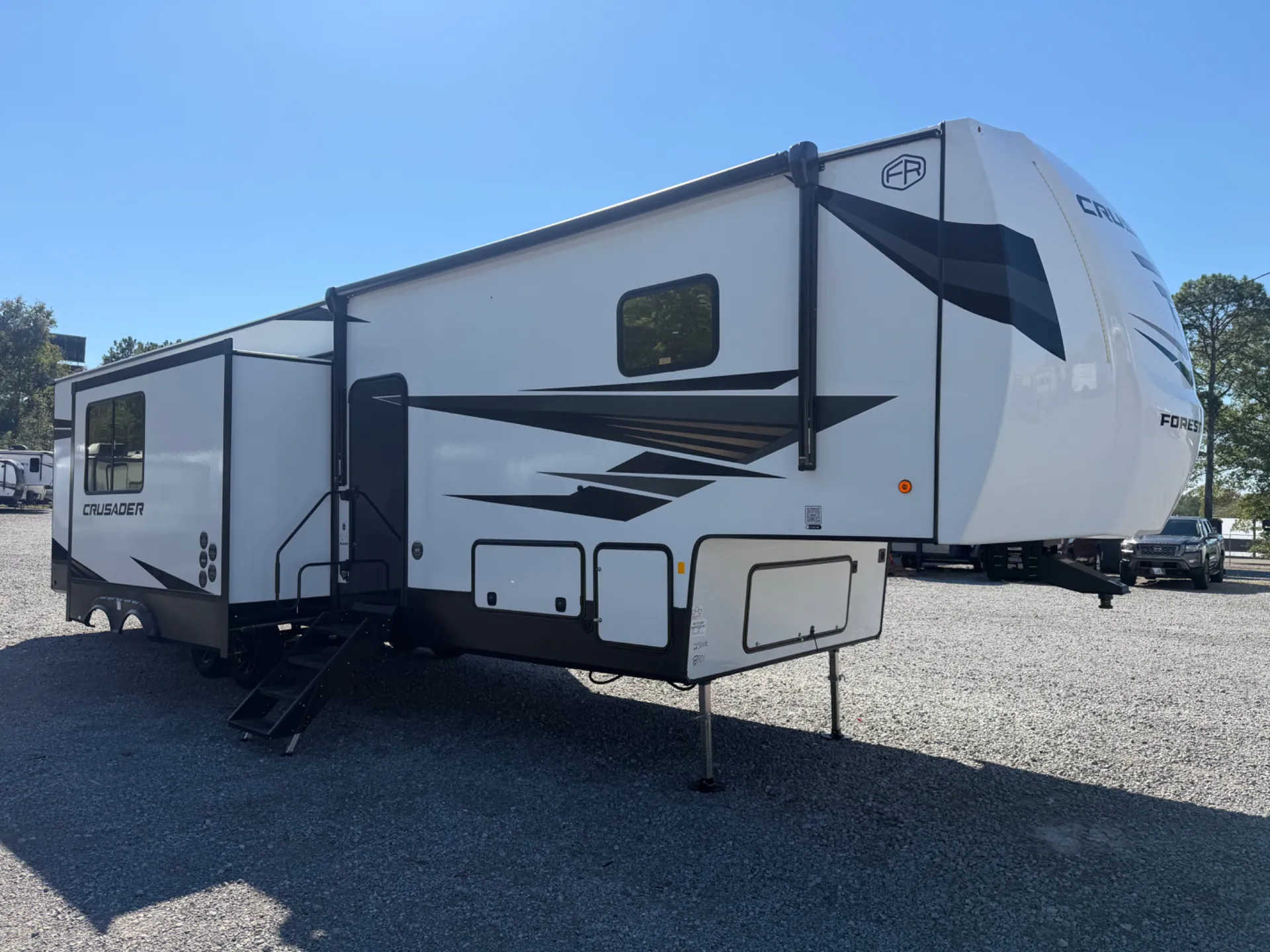 2027 Forest River Crusader 2SUITE - Photo 2