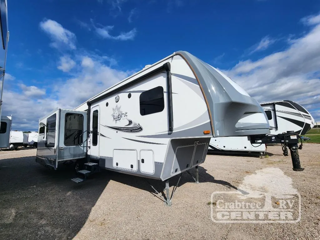 2018 Highland Ridge Open Range Light LF319RLS - Main photo