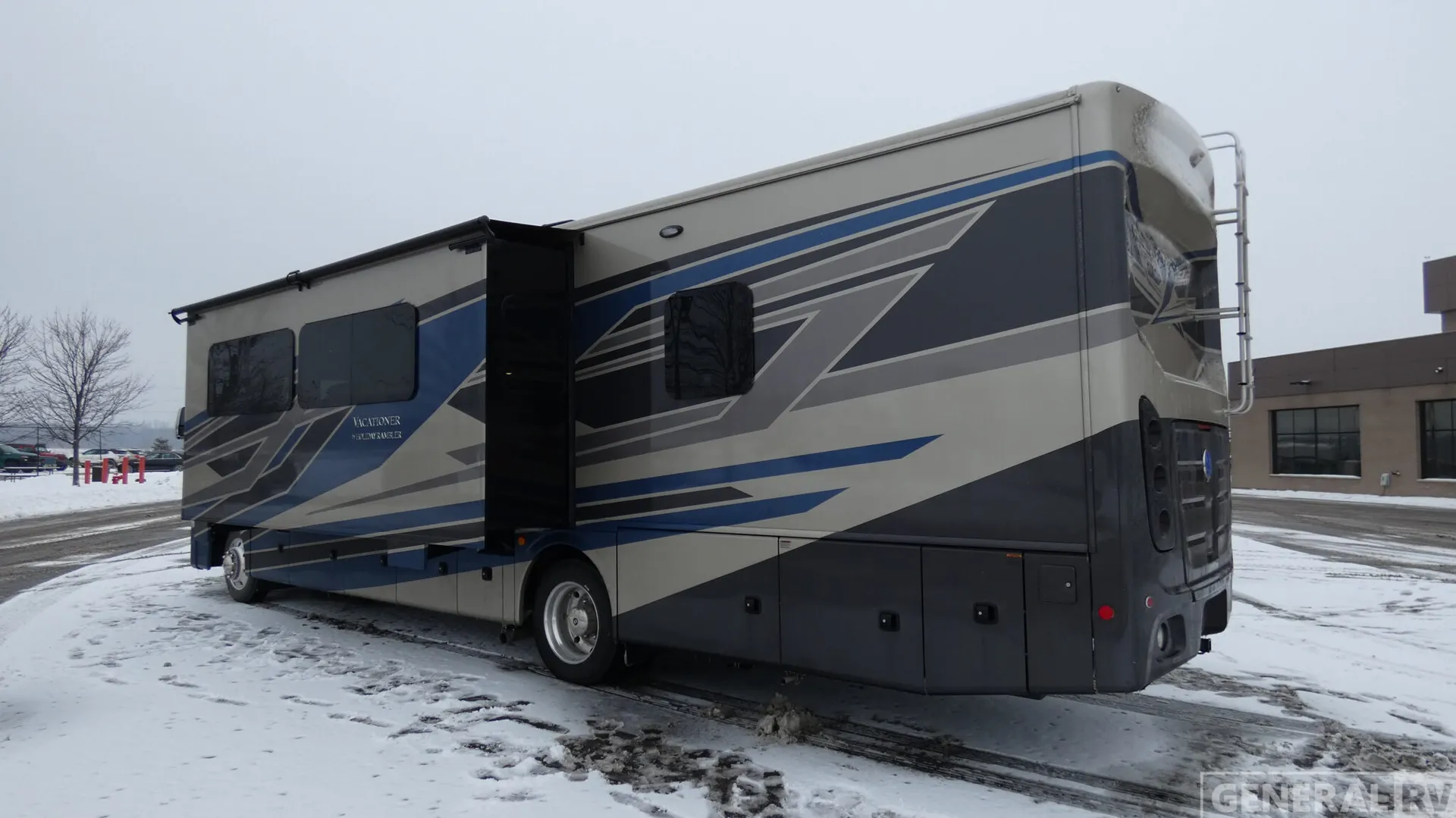 2026 Holiday Rambler Vacationer 35K - Photo 4