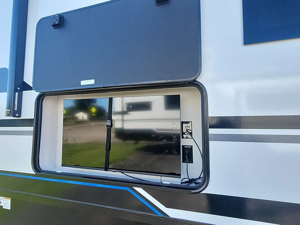 2027 Forest River RV Wolverine 32JF, Photos photo 8