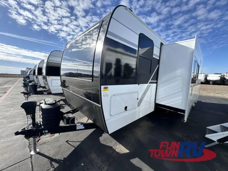 2026 Winnebago Thrive 22MLS - Photo 4