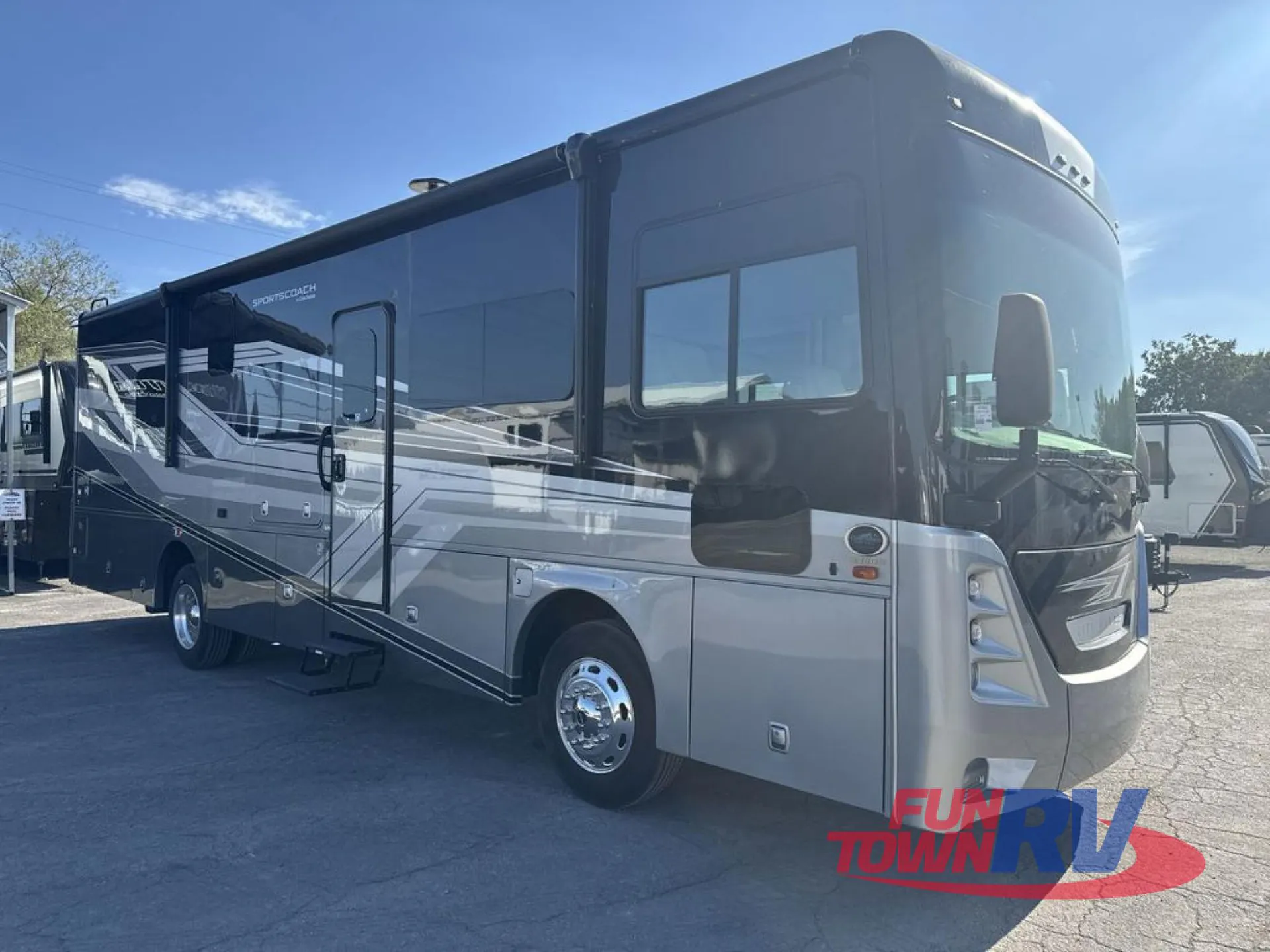 2024 Coachmen Sportscoach SRS 339DS - Photo 2
