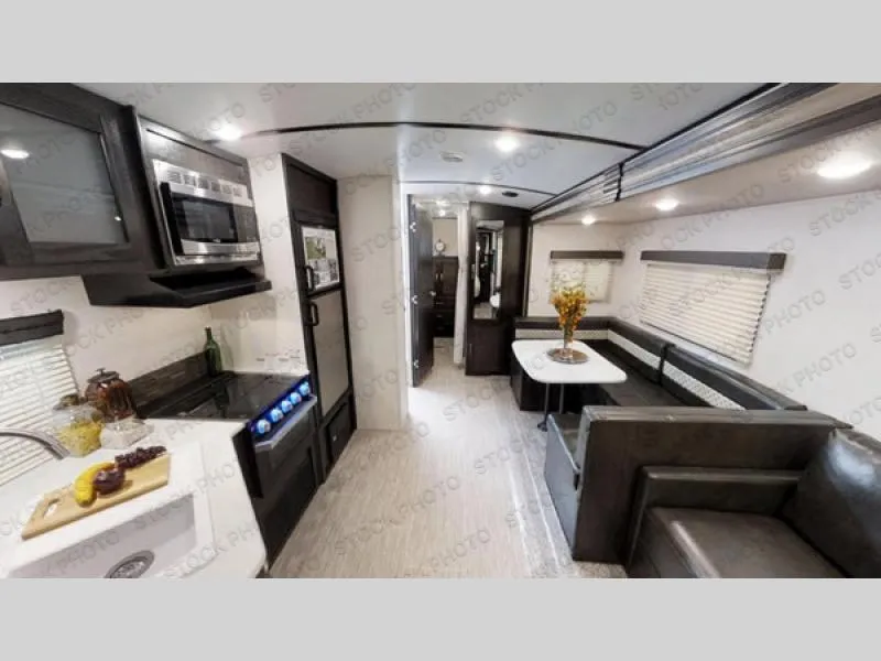 2020 Forest River RV Surveyor Legend 295QBLE - Photo 2