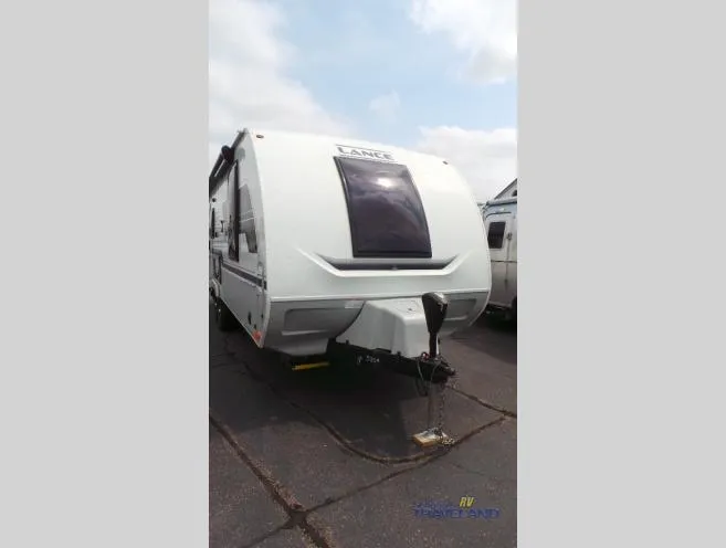 2022 Lance Lance Travel Trailers 2445 - Photo 2