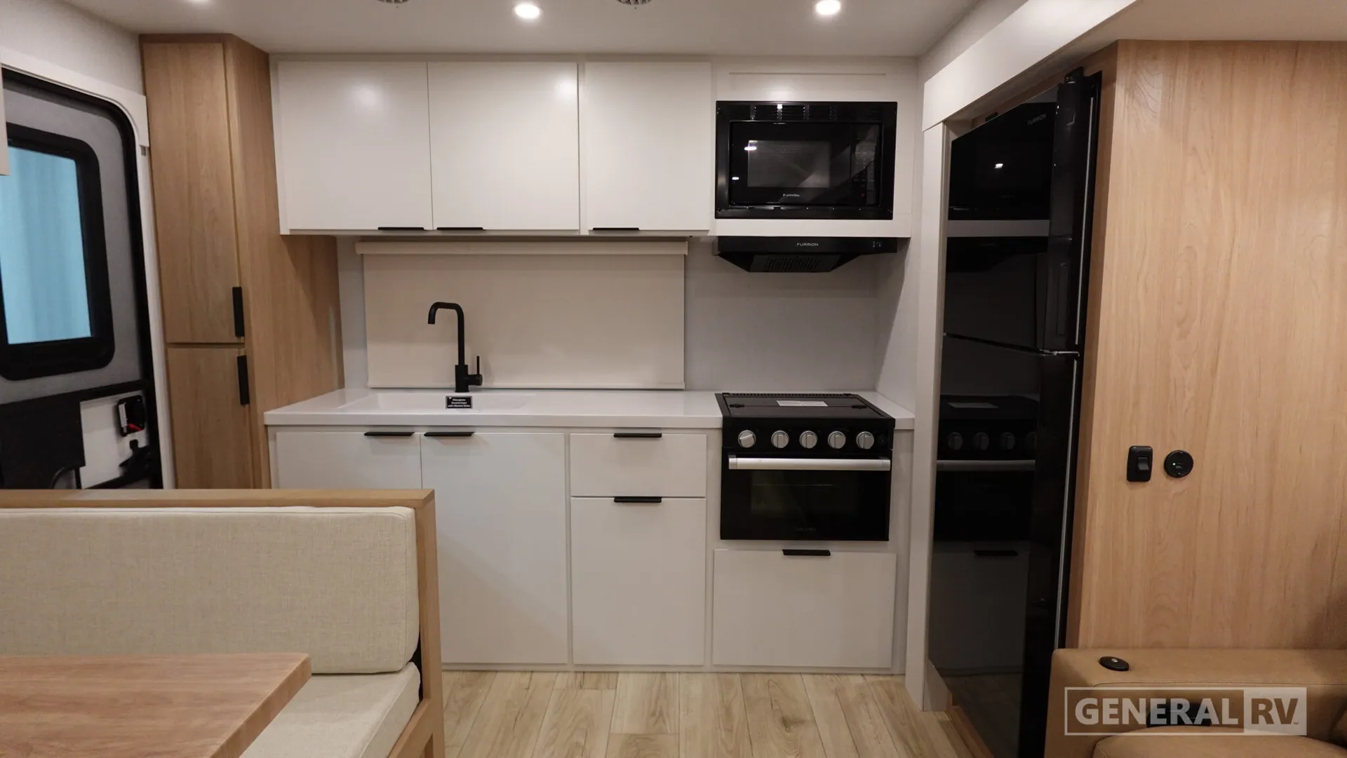 2026 Winnebago Thrive 24RKS - Photo 3