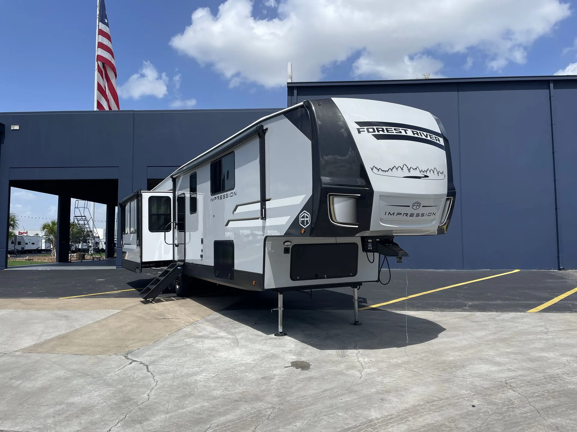 2027 Forest River Impression 360MYR