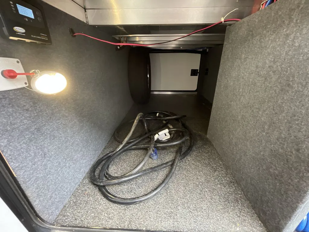 2022 Forest River Sierra Luxury 321RL — Photo 5