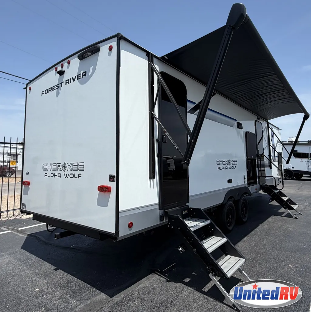 2025 Forest River Cherokee Alpha Wolf 26DBH, Photos photo 12