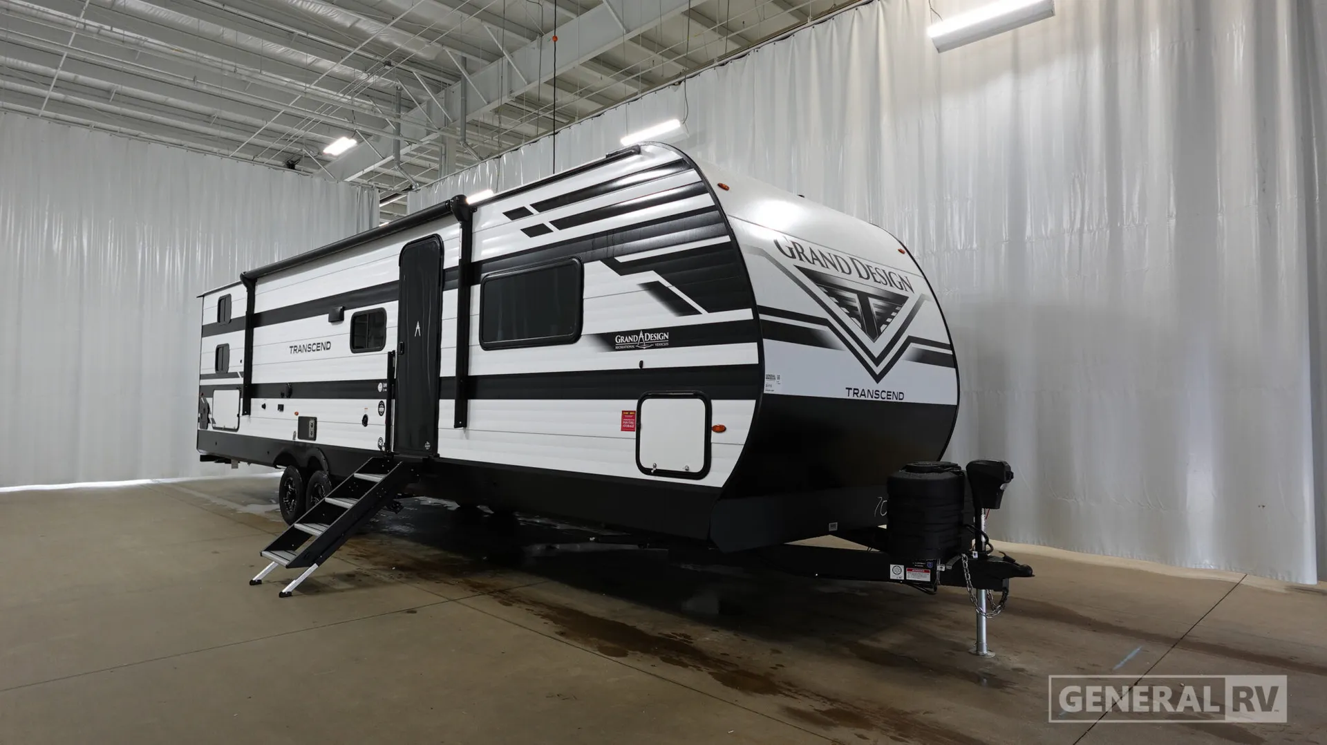 2026 Grand Design Transcend 335BHT - Photo 2
