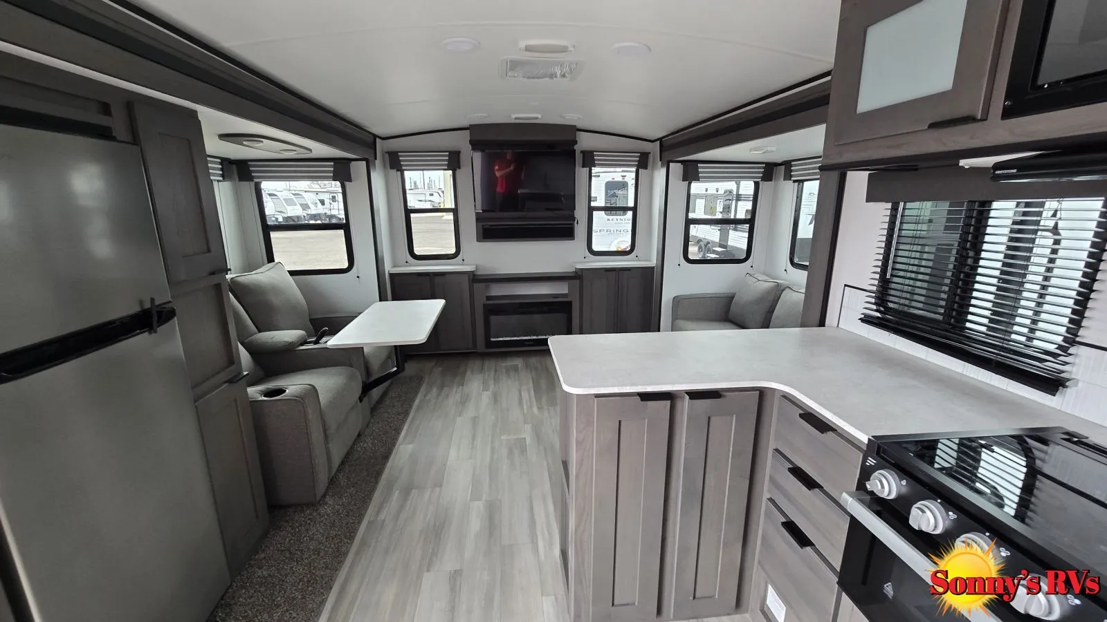 2022 Cruiser RV MPG 2780RE - Photo 3