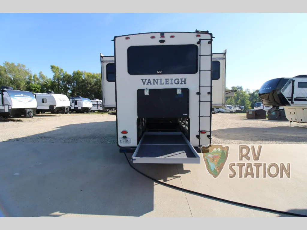 2019 Vanleigh Vilano 385RD, Photos photo 11