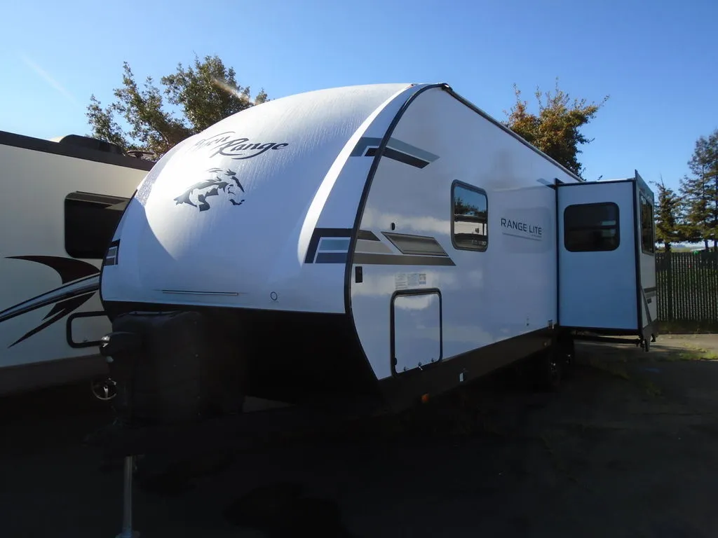 2023 Highland Ridge RV Ultra Lite 242RL - Main photo