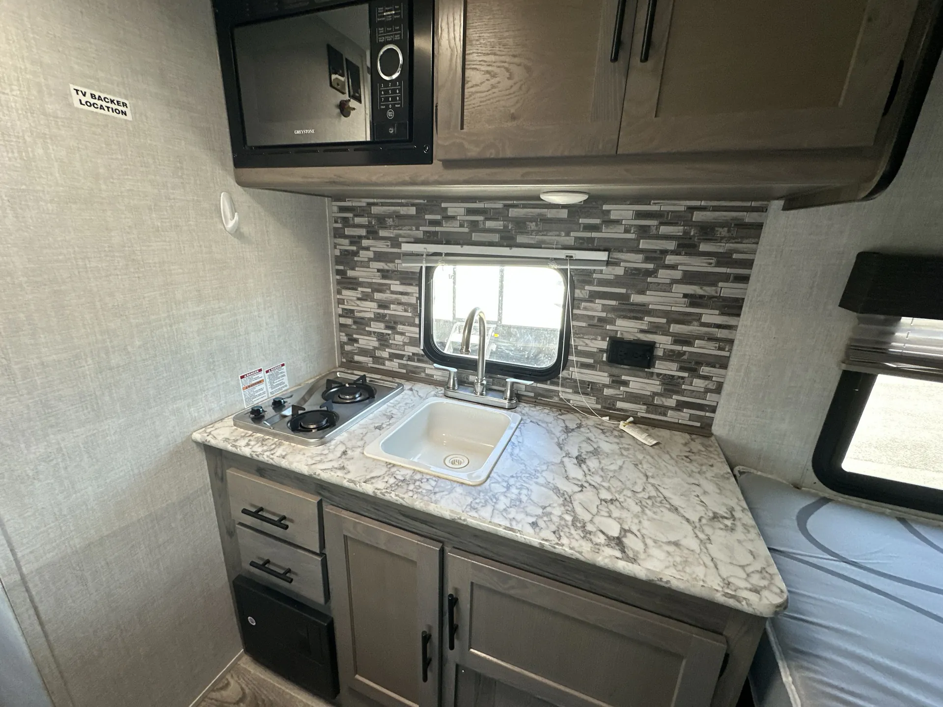2021 Gulf Stream Ameri-Lite 16RE — living area main