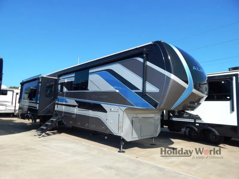 2026 Keystone Alpine 3910RK - Photo 2