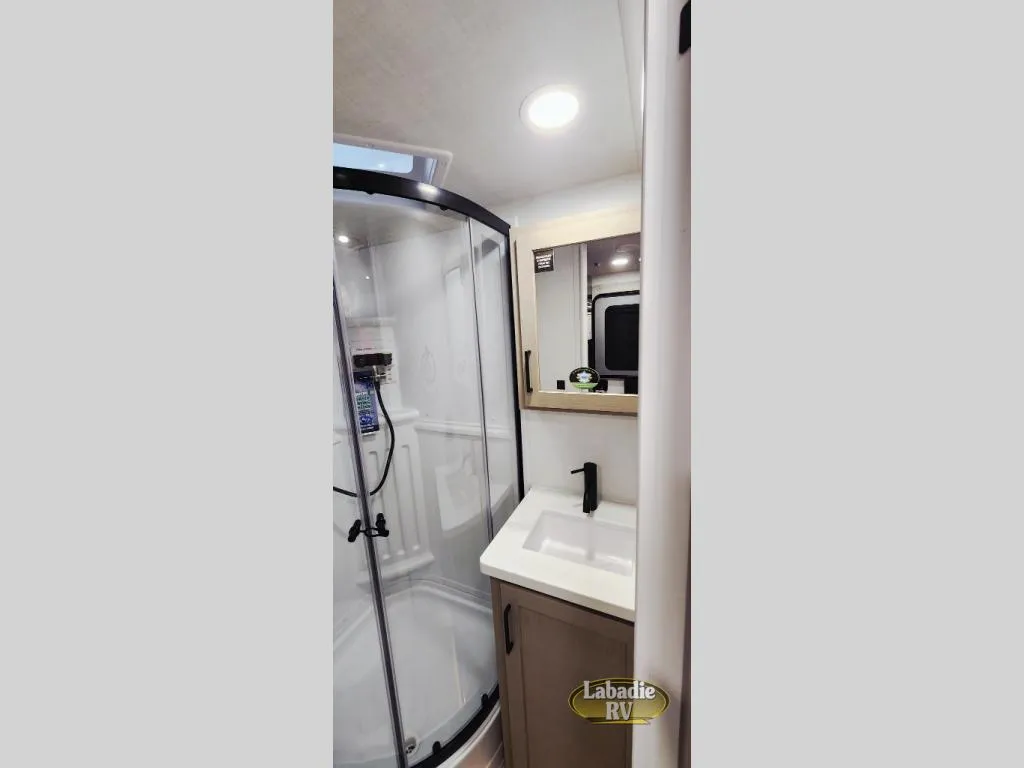 2026 Forest River Rockwood Mini Lite 2205S - Photo 3