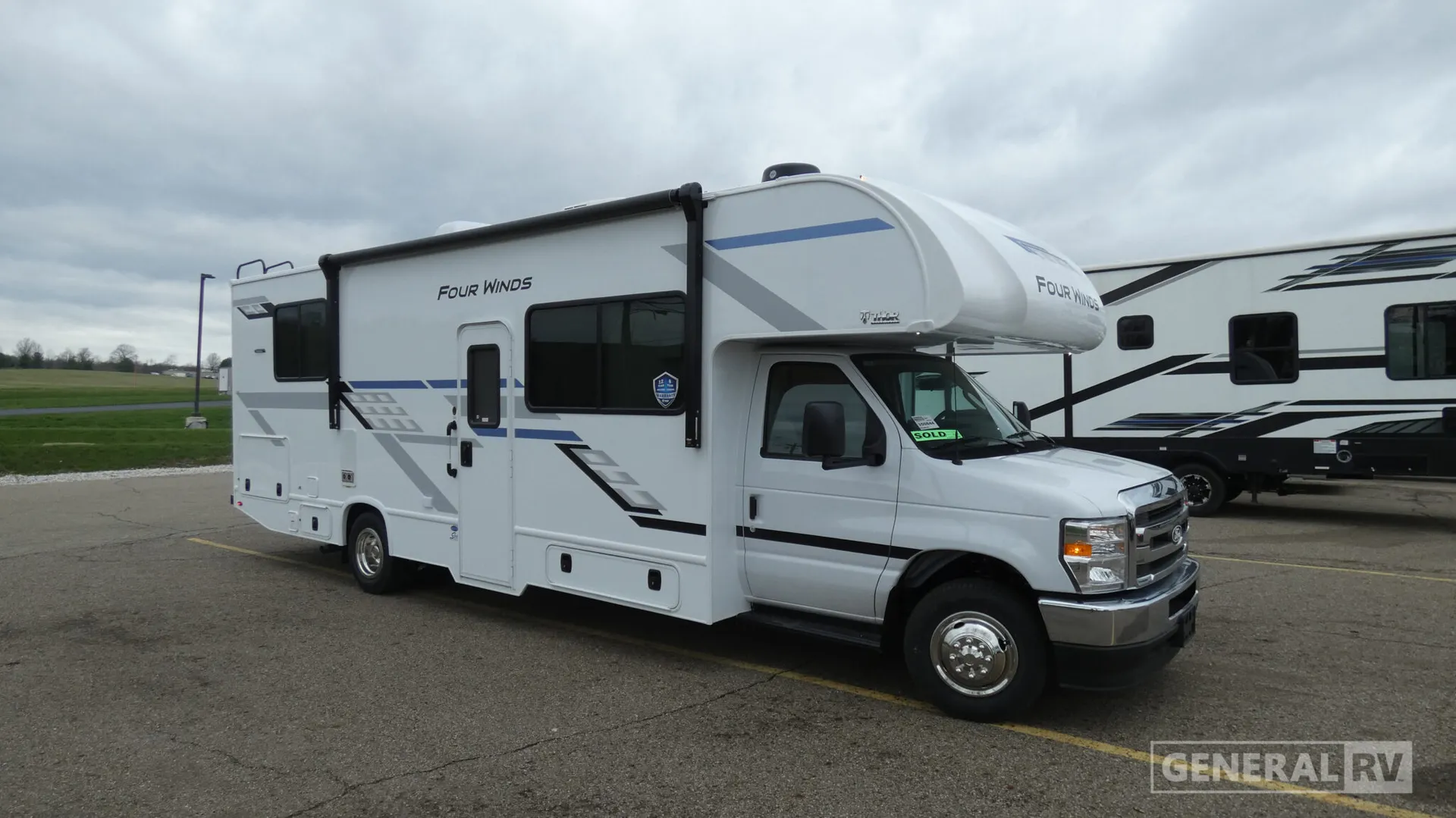 2026 Thor Motor Coach Four Winds 28Z - Photo 2
