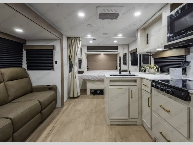 2027 Grand Design Transcend Xplor 23BHX - Photo 3