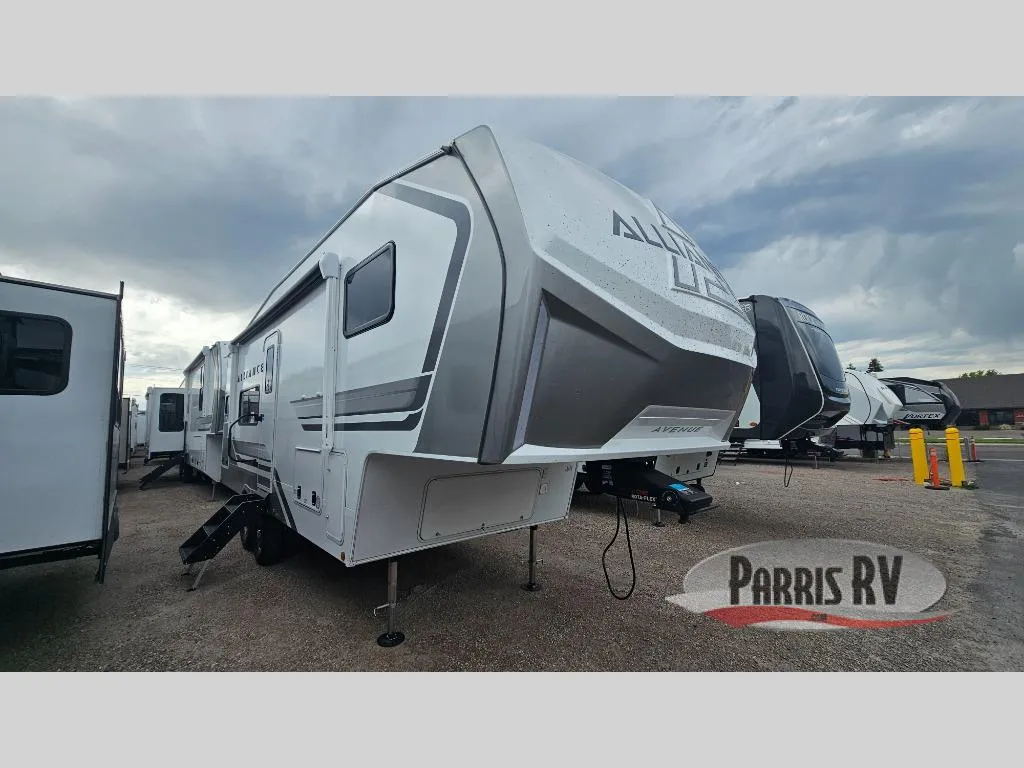 2027 Alliance RV Avenue 23ML - Photo 2