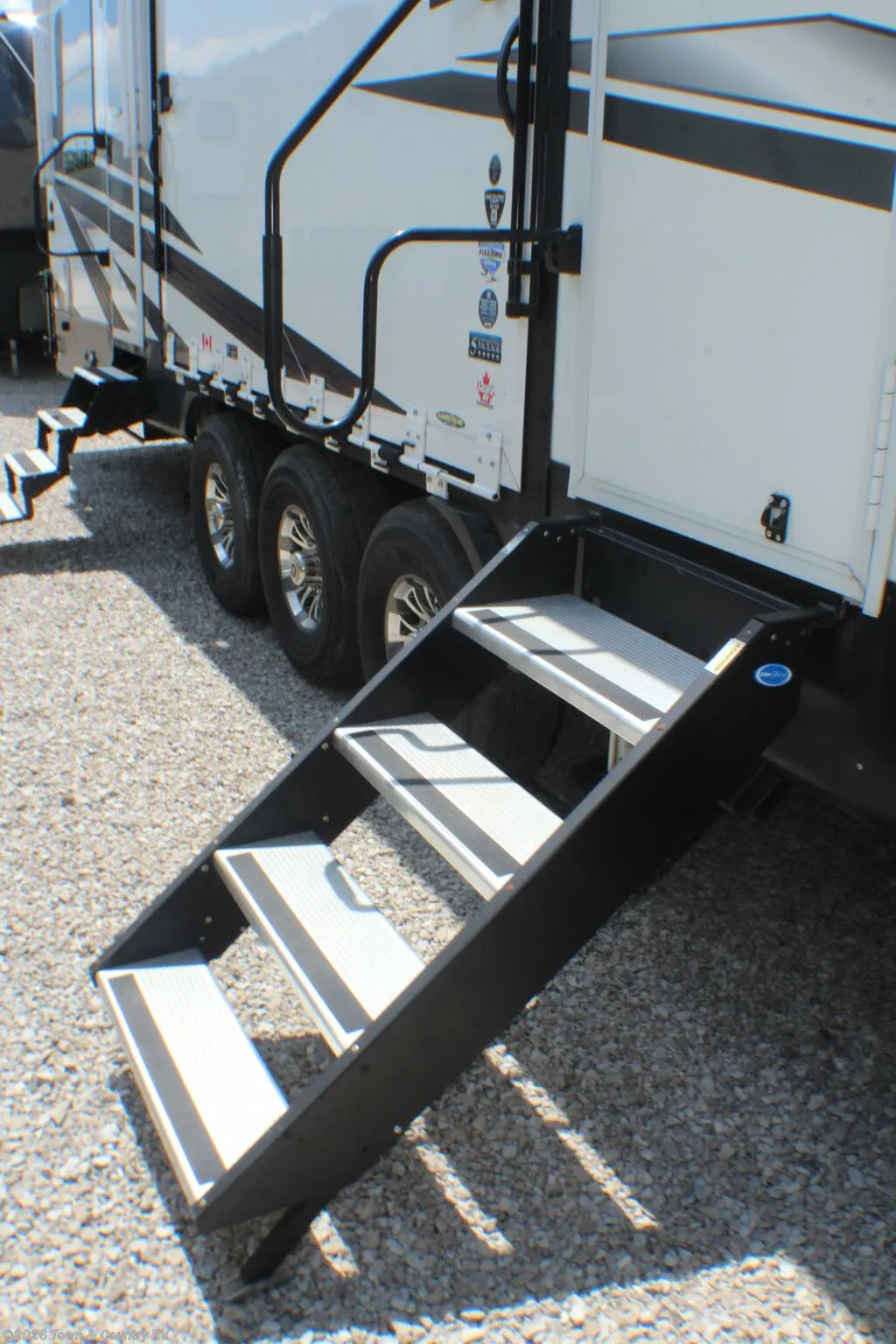 2023 Jayco Seismic Luxury Series 4113, Photos photo 19